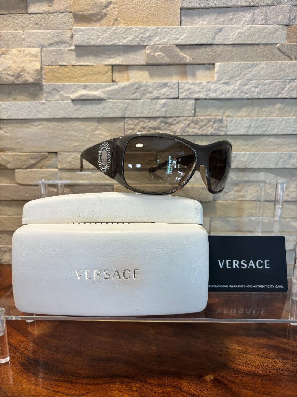 Vintage Versace 4133B Shield Sunglasses Brown Gradient Crystals Medusa Authentic